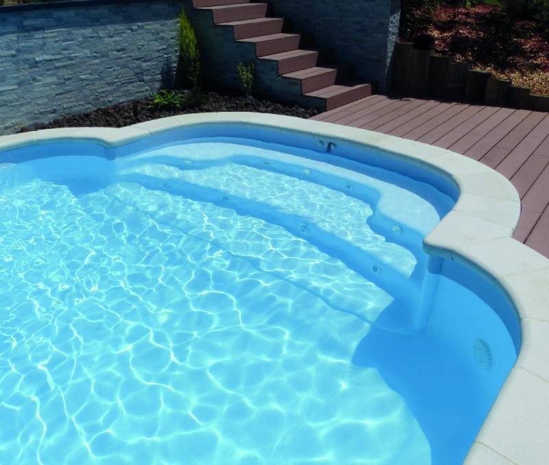 piscine coque NEUVEA