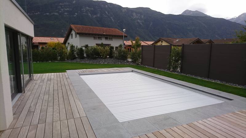 VOLET IMMERGÉ COVEROLL DE ABRIBLUE POUR COQUE POLYESTER DISTRIBUÉ PAR LES PISCINES DU GARD