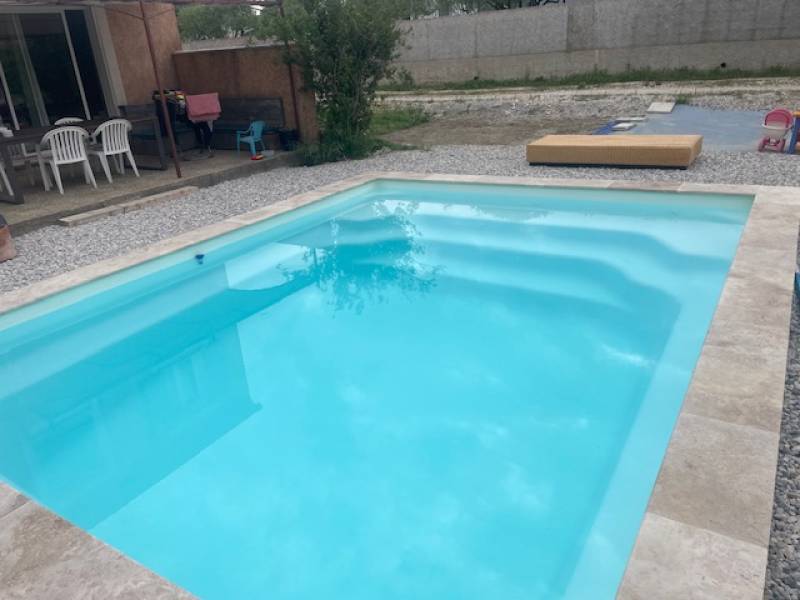 Petite piscine Alès