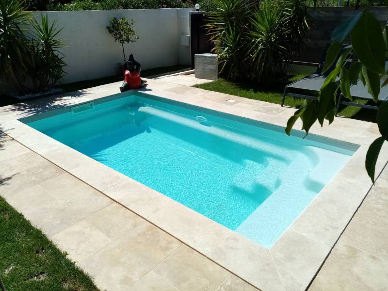 Piscine moins de 10m2 pas cher dans le gard